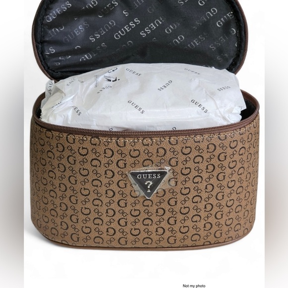 Guess travel Cosmetic Cocoa Signature bag - Picture 6 of 6